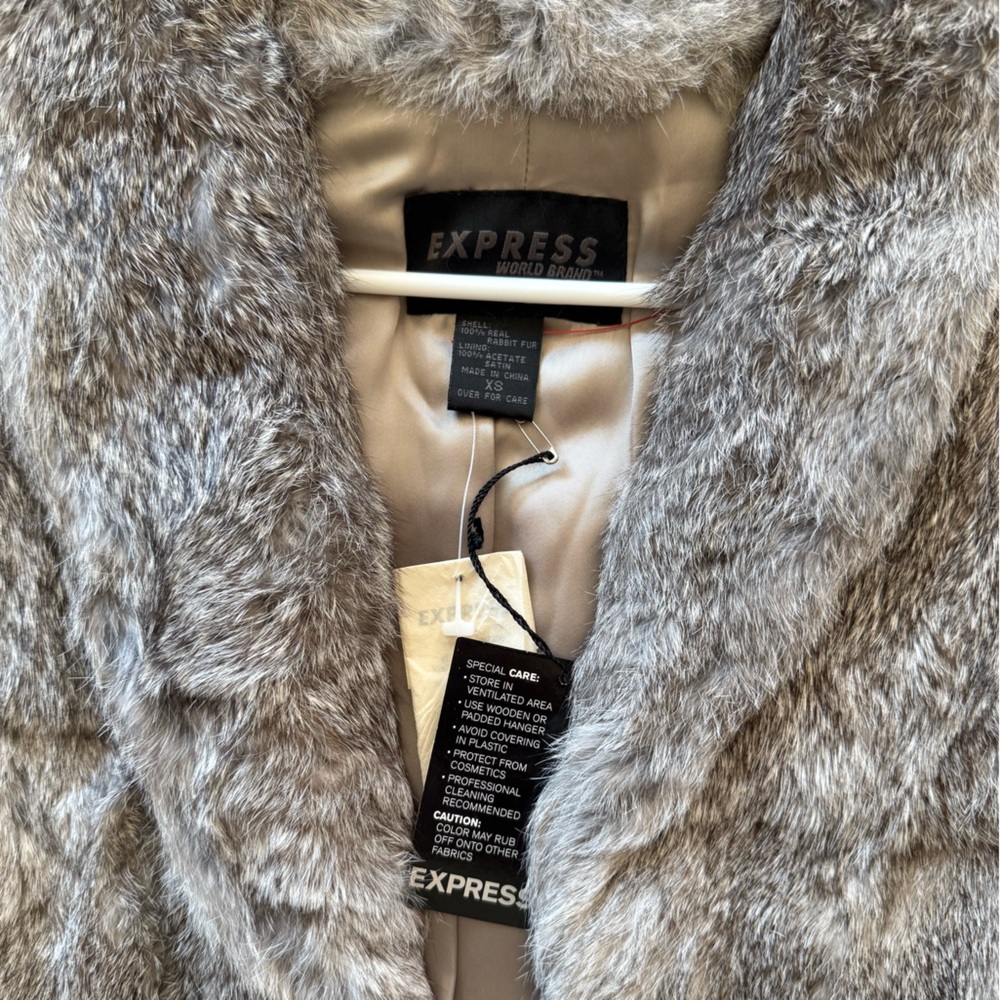 NWT Vintage Express Grey Fur Crop Coat - Picture 2 of 6